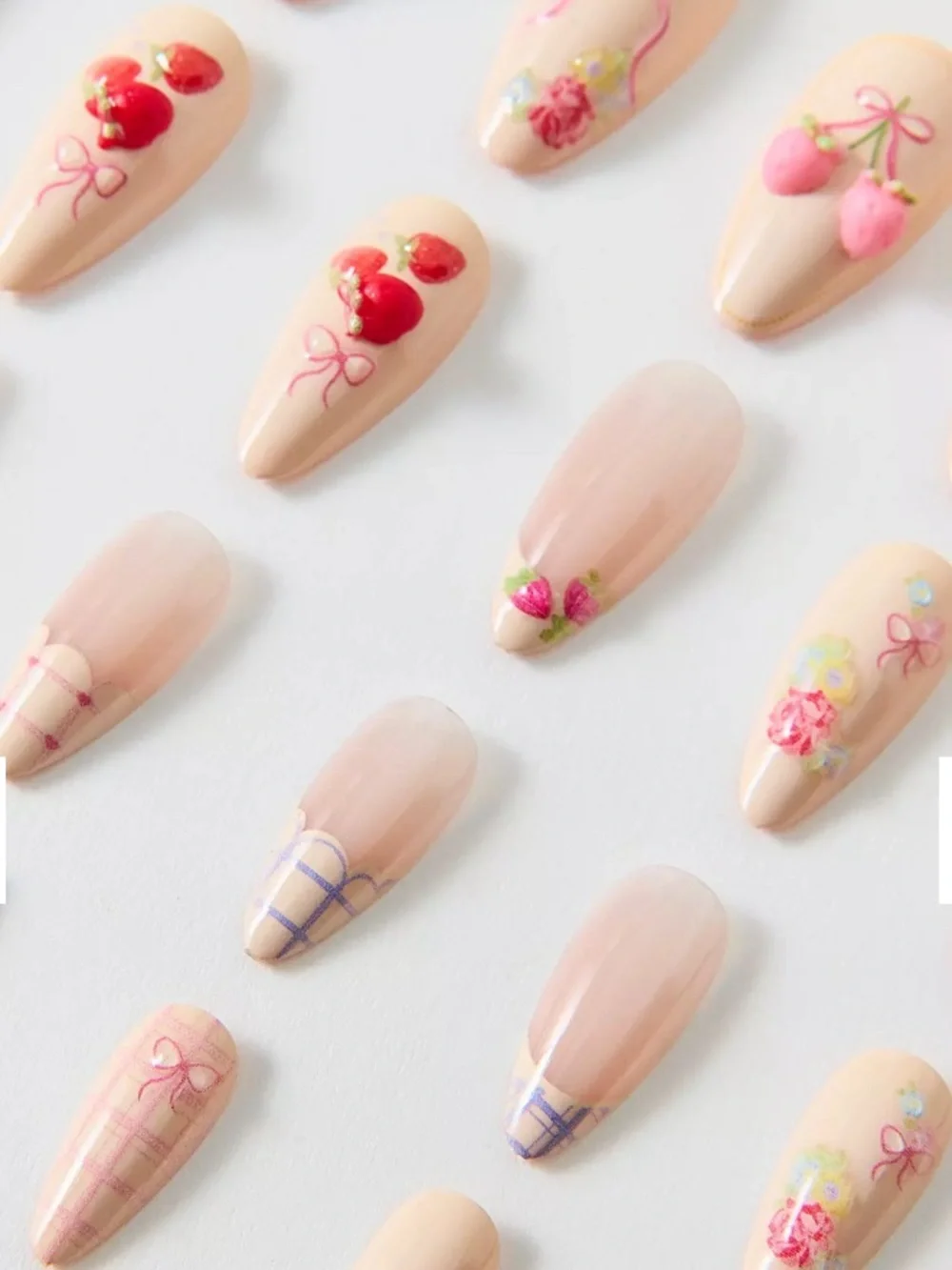 Never Have I Ever Press-On Faux Nails For Love and lemons Ivory bow pink berry